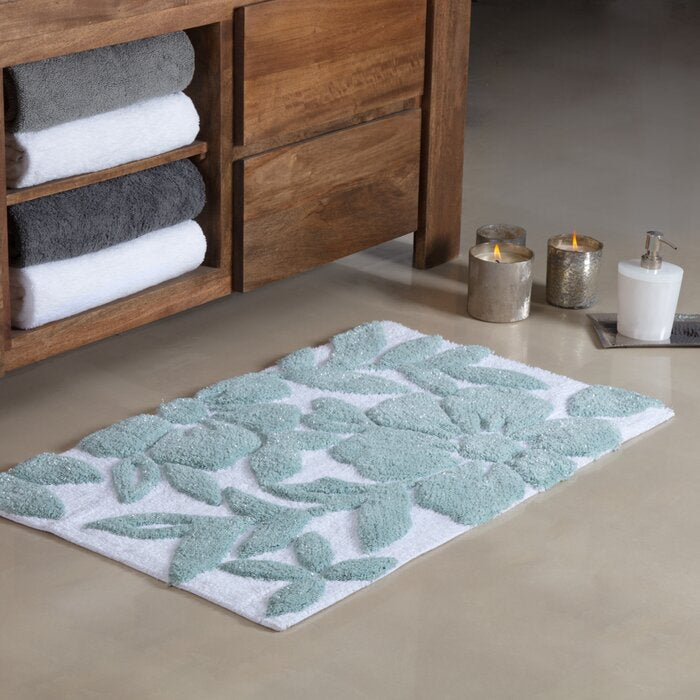 Plastic/Vinyl Non-Slip Floral Bath Rug